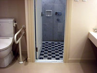 bathroom2_kaori_051015.jpg