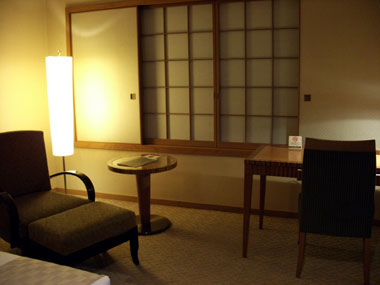 desk_0602_kaori.jpg