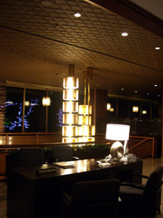 lobby_0602_kaori.jpg